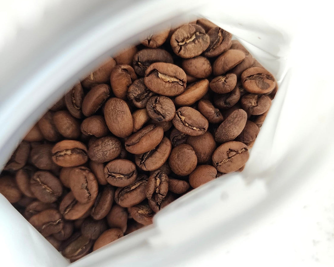 A guide to buying coffee: Single origin versus blends - The Coffee Benders