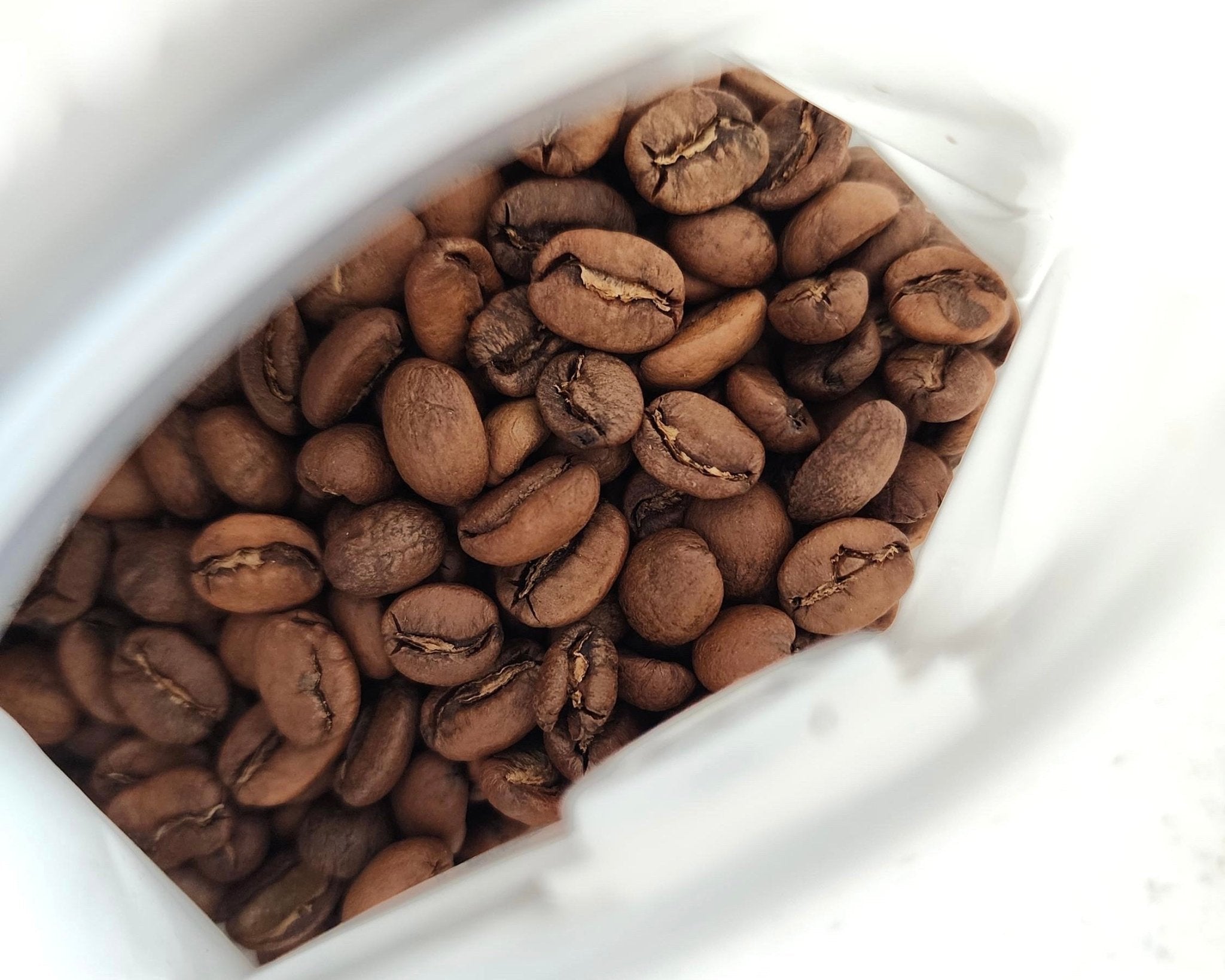 A guide to buying coffee: Single origin versus blends - The Coffee Benders